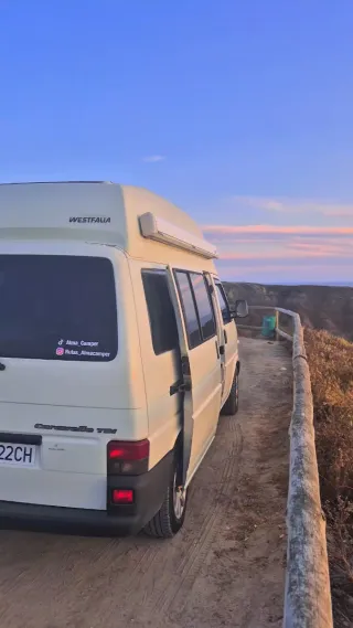 Volkswagen Caravelle 2.5 TDI Caravana.