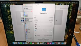 MacBook Pro 16" M1 - Gris Espacial