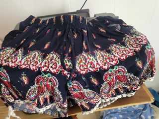 Se vende lote de ropa unas 35 piezas todo variado