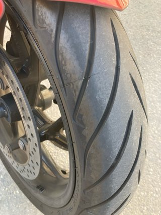 BMW F800R roja - Moto