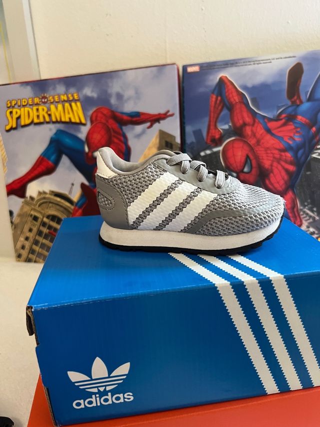 Zapatillas Adidas bebé - Gris