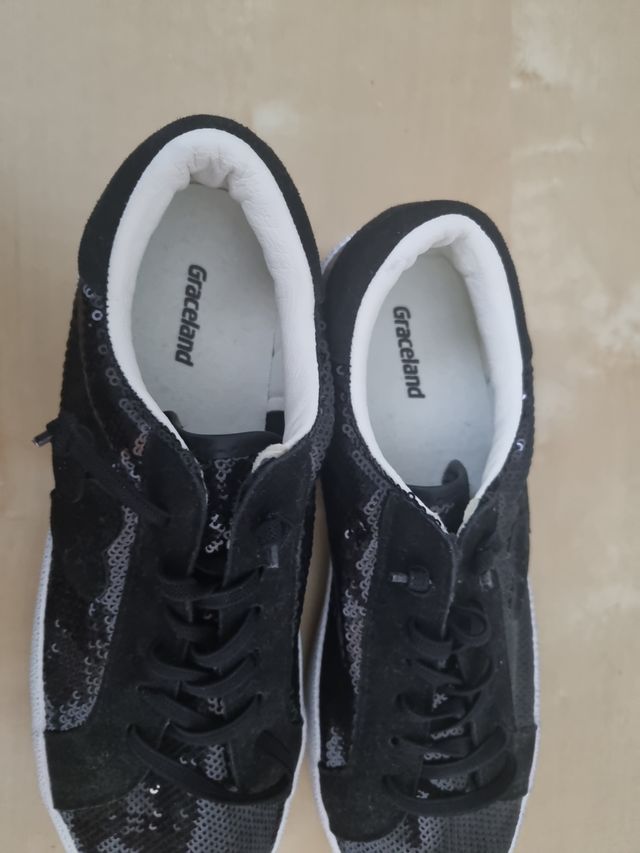 Zapatillas mujer lentejuelas negras