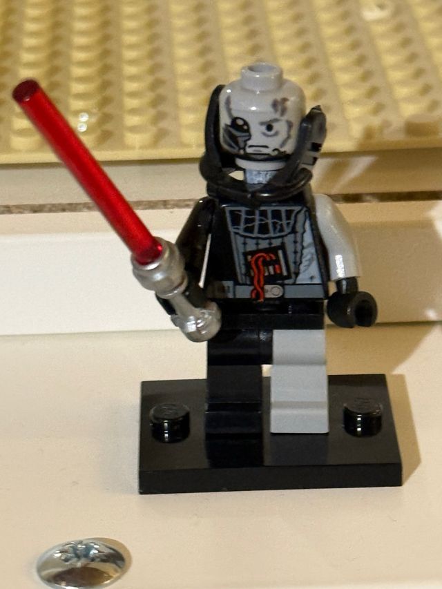 LEGO Star Wars Darth Vader dañado sw0180