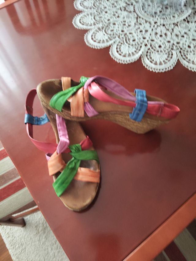 Sandalias multicolor