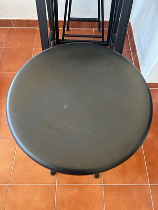 Mesa Bistro París con 4 taburetes