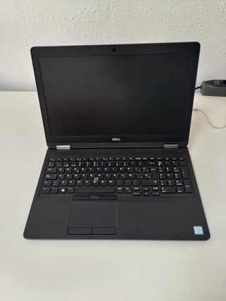 Portatil ordenador Dell 5570 Latitude