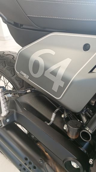 DUCATI SCRAMBLER NIGHTSHIFT