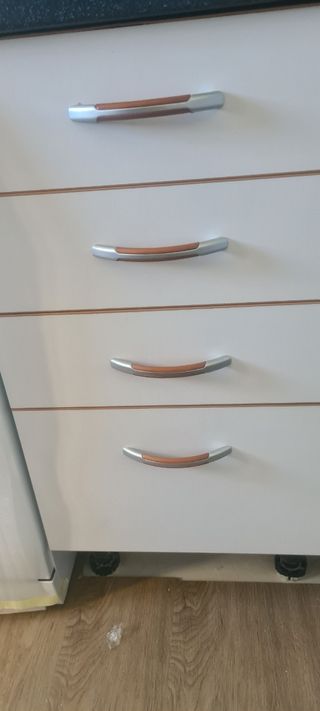 Tiradores cocina - lote 13 uds. Madera/Plata.