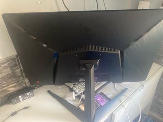Monitor MSI 4K 180Hz - Impecable