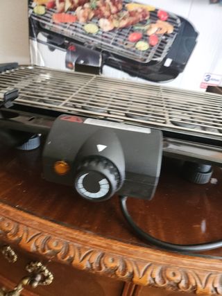 Plancha asar eléctrica QUIGG 2000W