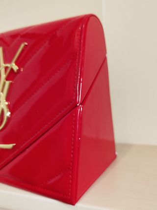 Yves Saint Laurent Custodia Rossa