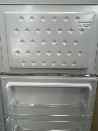 FRIGORIFICO ( NEVERA ) COLOR BLANCO