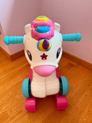 Correpasillos Unicornio Clementoni