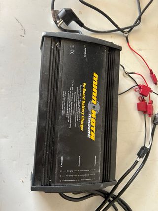 Cargador baterías Minn Kota 3-bancos