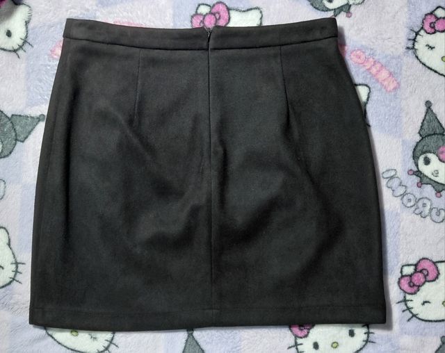 Mini Falda Negra - Ajustada