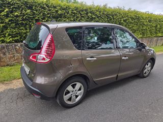 Renault Scenic 2011
