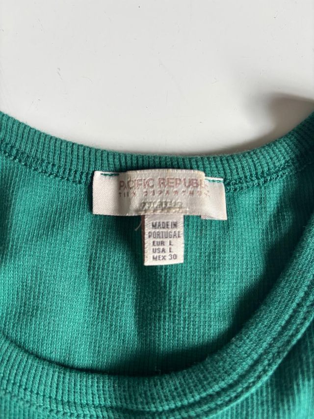 TOP VERDE ESCOTE "HALTER" NIÑA