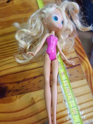 MUÑECA BARBIE PULGARCITA ROSA JUBILADA