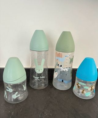 Biberones Suavinex bebé + dispensador leche polvo