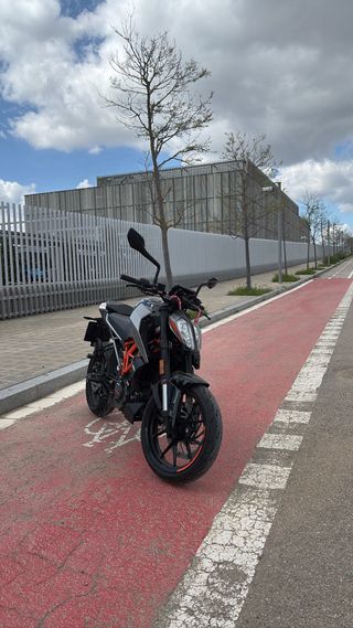 KTM Duke 125: Moto seminueva