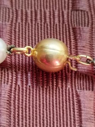 Collar perlas y adorno filigrana