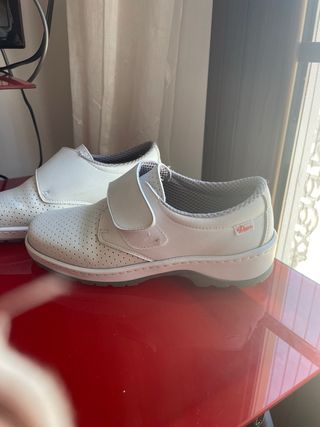 Zapatos Diara blancos - sanitarios
