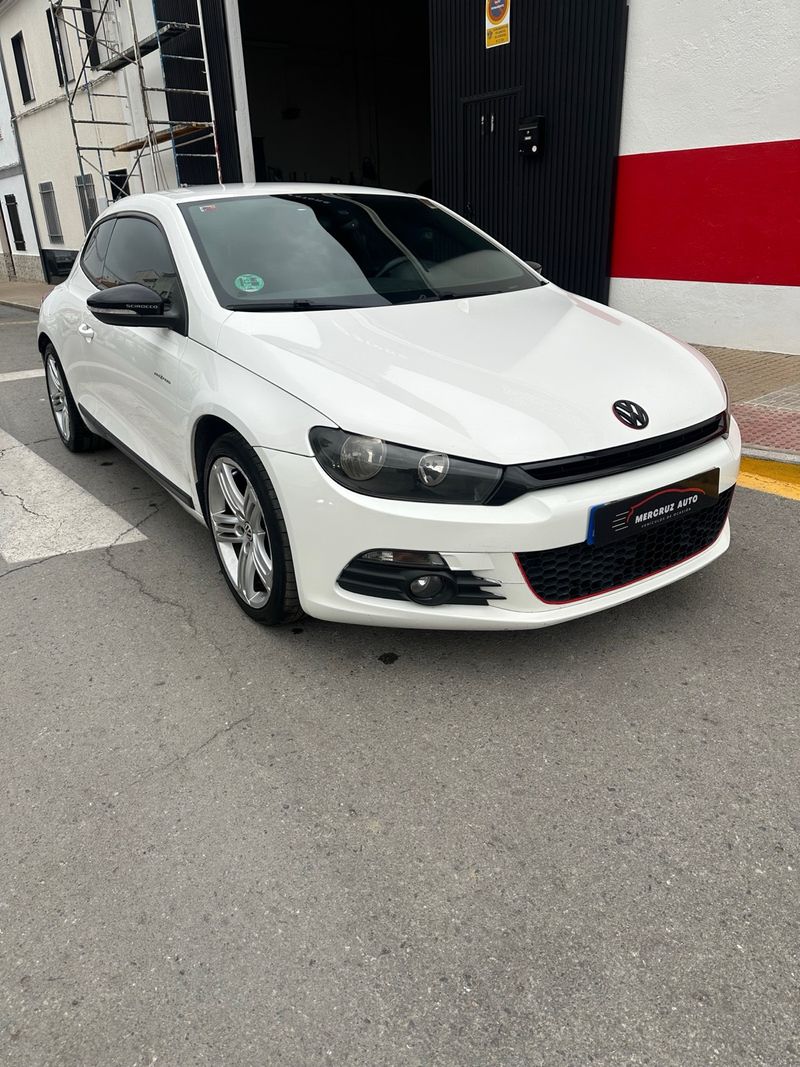 Volkswagen Scirocco 2009 - foto 1