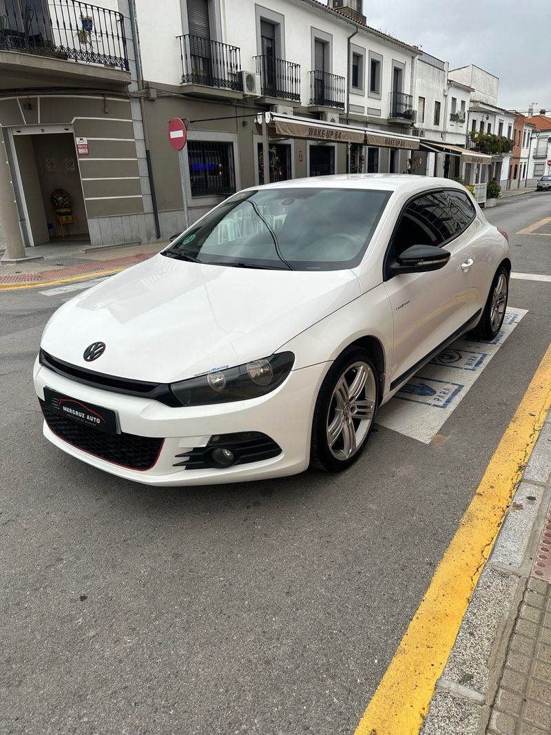 Volkswagen Scirocco 2.0 TSI 2009, foto 2