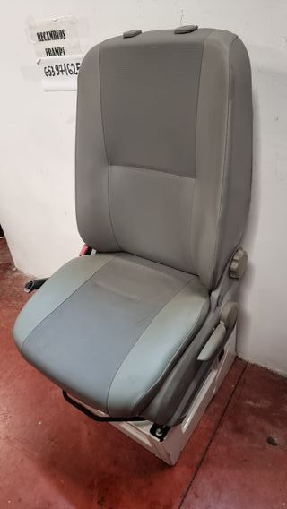 Asiento izquierdo conductor Mercedes sprinter w906