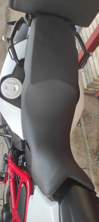 Vendo Asiento Shad BMW f800GS Bajo