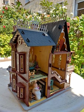 Casita Muñecas Madera Vintage