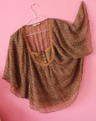 Blusa romantica Stradivarius
