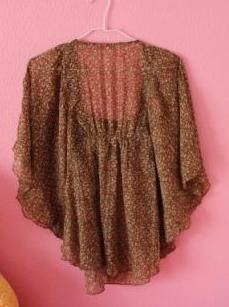 Blusa romantica Stradivarius