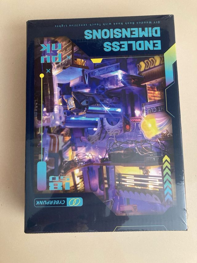 Book Nook Cyberpunk - NUEVA