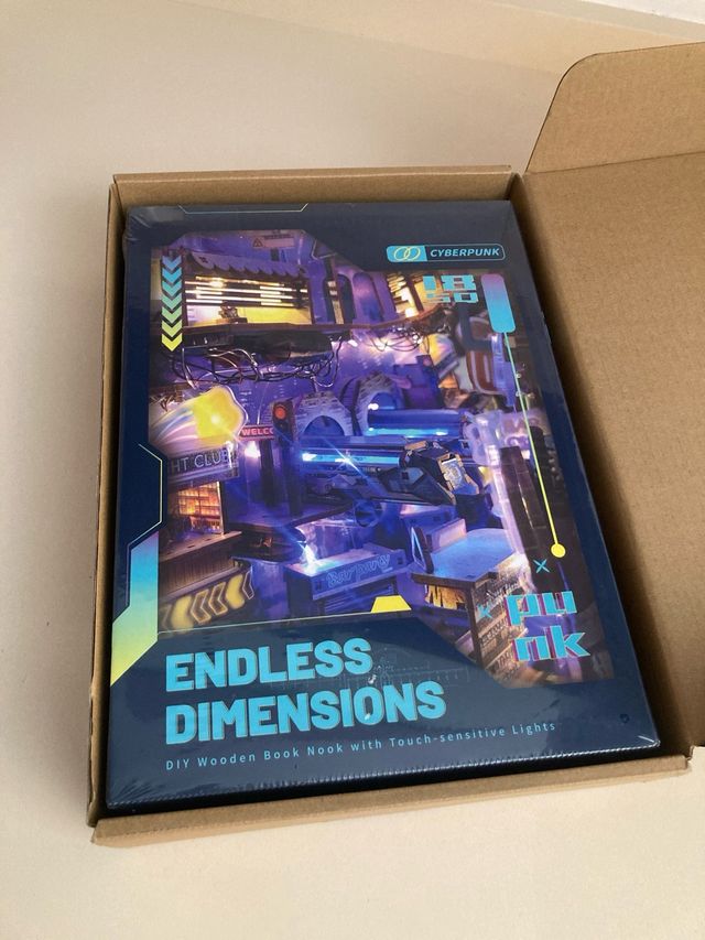Book Nook Cyberpunk - NUEVA