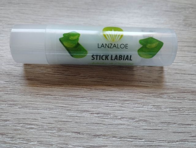 Lote de Maquillaje Wild & Young
