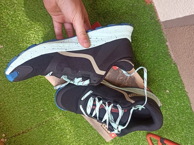 Zapatillas trekking  +8000