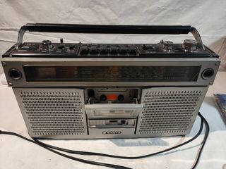 Radio Cassette Sanyo Vintage