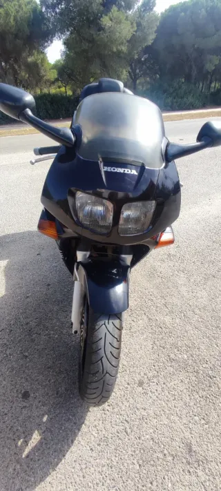 Honda VFR750 (1994)