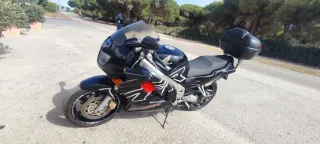 Honda VFR750 (1994)