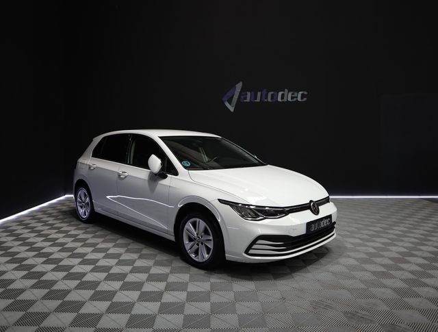 Volkswagen Golf 2021