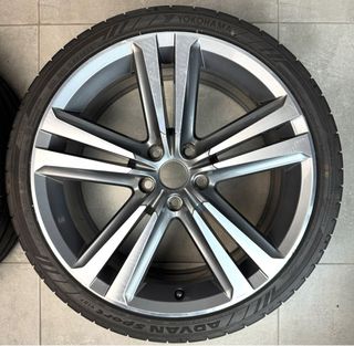 LLANTAS SEAT CUPRA 19 ORIGINALES CON NEUMÁTICOS