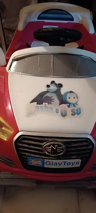 Macchina Masha e Orso Giocattolo non funzionante