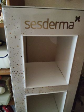 Expositor Sesderma: Stand publicitario