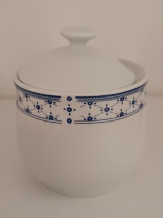 Set caffè: 24 tazzine con piattino e zuccheriera