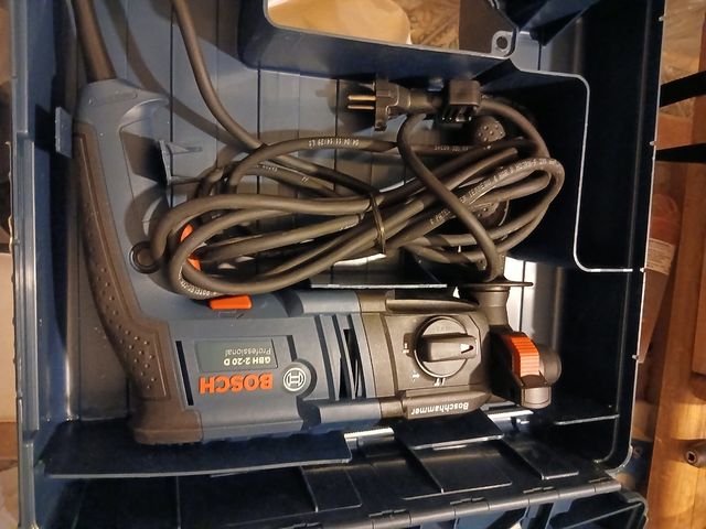 Taladro percutor Bosch GBH 2 20 D