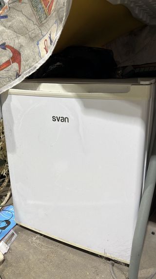 Mini nevera Swan