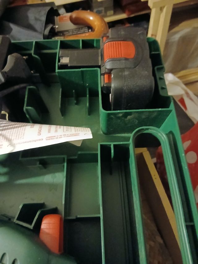 Sierras de calar Bosch GST 144 V y metaboo