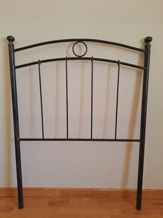 Cabecero de cama pequeña. A RECOGER EN JEREZ.