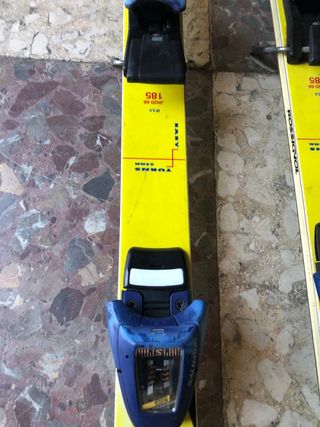 Esquís Rossignol Torsion Box de segunda mano por 25 EUR en